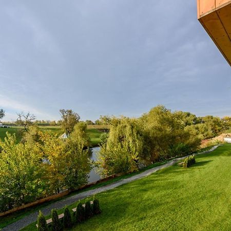 Il Lago - Azur - Cozy Luxurious Smart Home By The Lake Voluntari Exterior photo